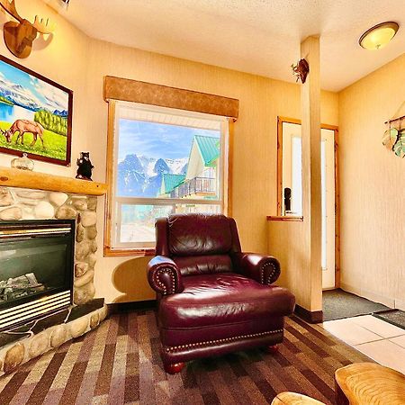 Mountainview -Privatechalet Sleep7- 5Min To Dt Vacation Home Canmore Eksteriør bilde