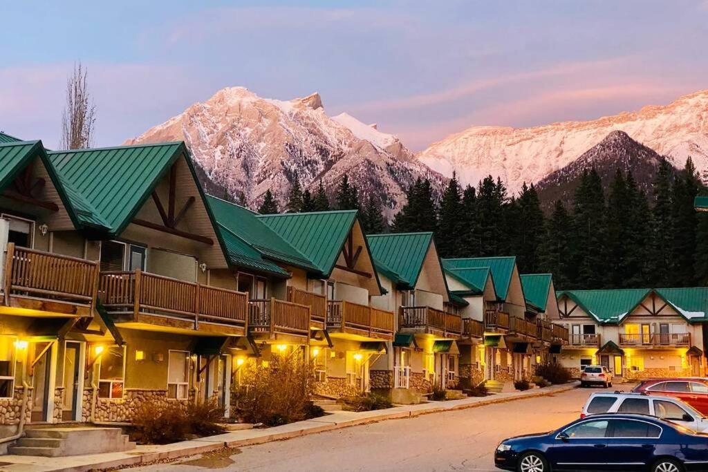 Mountainview -Privatechalet Sleep7- 5Min To Dt Vacation Home Canmore Eksteriør bilde