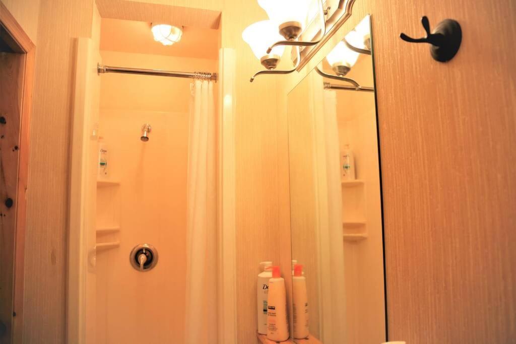 Mountainview -Privatechalet Sleep7- 5Min To Dt Vacation Home Canmore Eksteriør bilde