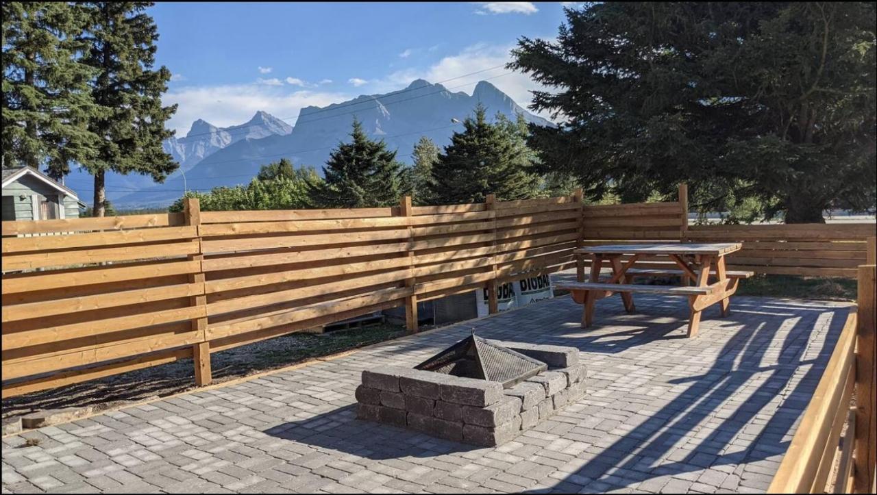 Mountainview -Privatechalet Sleep7- 5Min To Dt Vacation Home Canmore Eksteriør bilde
